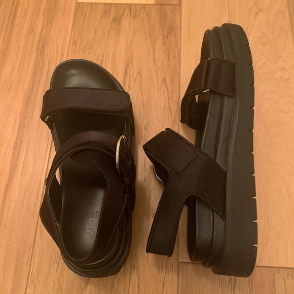 Zara Black Platform Sandels 7.5 - Picture 6 of 9